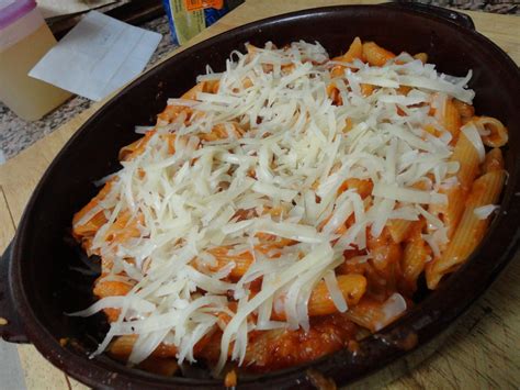 Este alimento de origen italiano se ha convertido en un clásico de la gastronomía. MACARRONES EXPRES CON ATÚN EN THERMOMIX