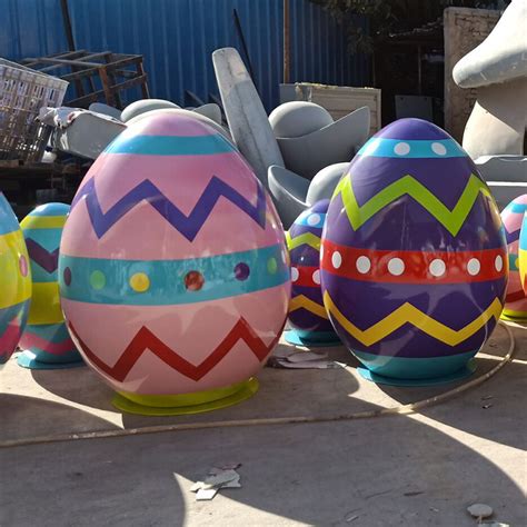 Large Outdoor Easter Eggs