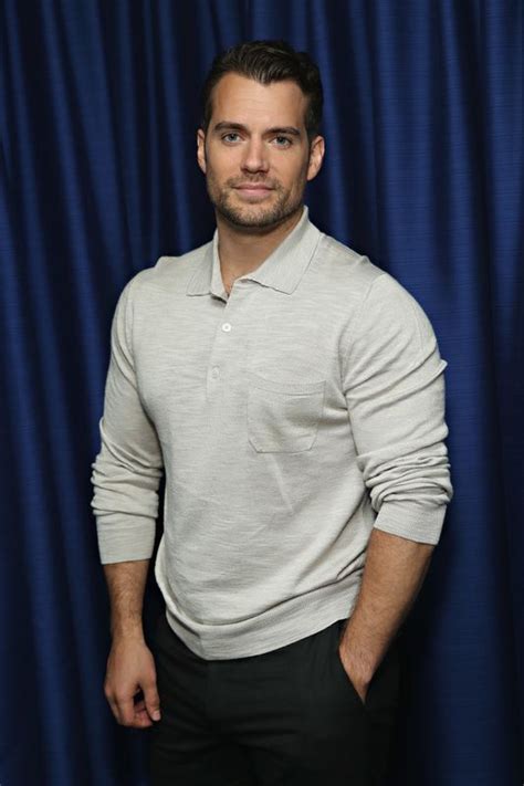 100 pics of henry cavill looking ridiculously handsome dapper men outfits sweatshorts outfit