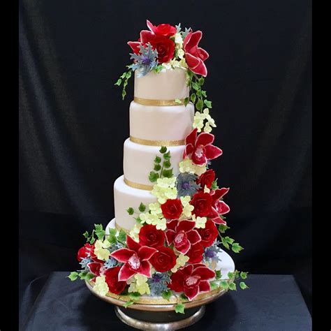 isla danglow wedding cake flowers decorations 85 of the prettiest floral wedding cakes