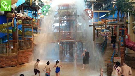 Castaway Bay Waterpark Review Oakland County Moms