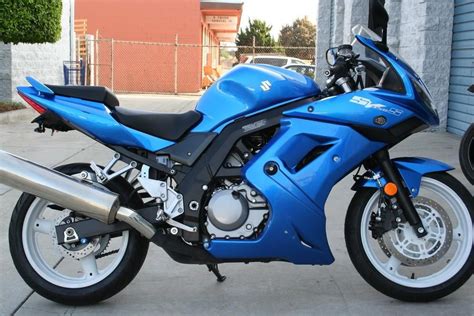 The perfect first bike, or a commuter for anyone. 2009 Suzuki SV650 Sportbike for sale on 2040-motos