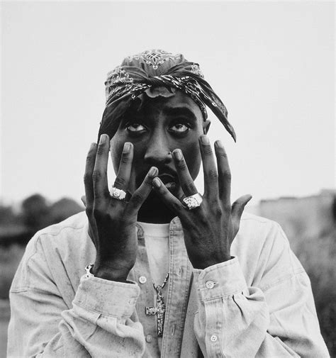 Tupac Lives Tupacquotes Tupac Shakur 2pac Hip Hop Artists