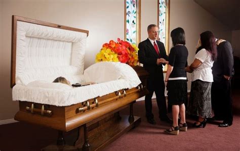 Funeral Visitation Etiquette Basic Guide To Visitations And Viewings