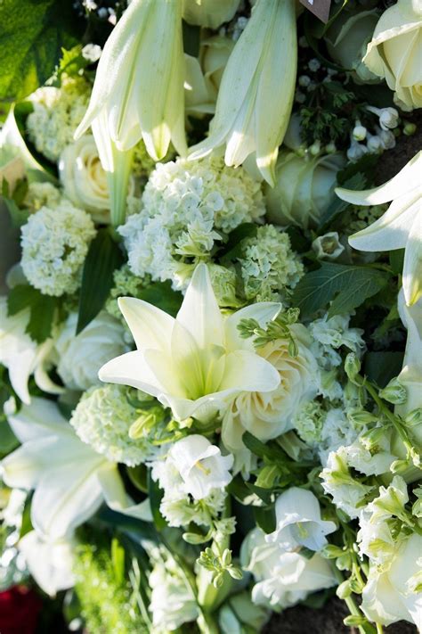 All White Sympathy Flowers Diy Flowersandflowerthings