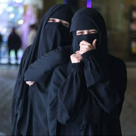 Image May Contain One Or More People Arab Girls Hijab Girl Hijab