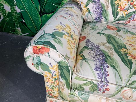 Pair Of Floral Upholstered Sofas By Robb And Stucky At 1stdibs Robb