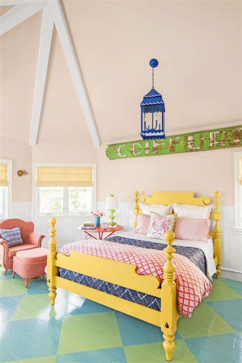 Warm bedroom color paint ideas home designs. 23 Warm Paint Colors - Cozy Color Schemes