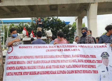 Saya masih cari data, belum ada yang. Kompas Jakarta Gelar Aksi Unjuk Rasa Desak Mabes Polri ...