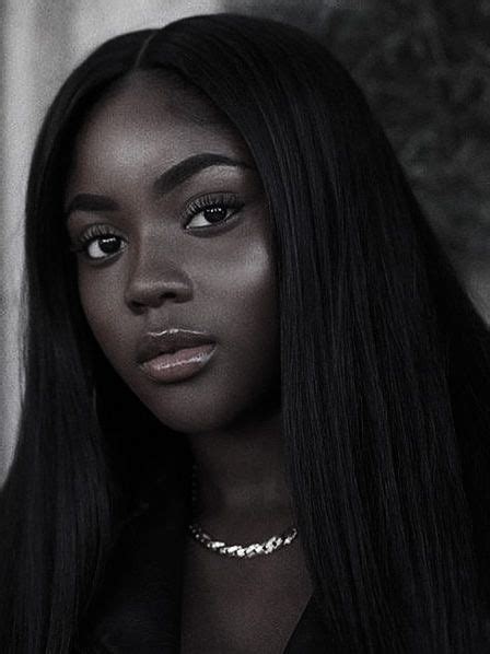 Mujer Negra Encantadora Beautiful Dark Skinned Women Gorgeous Black