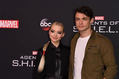 Dove Cameron Announces She And Thomas Doherty Broke Up