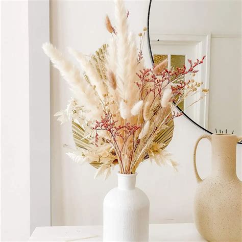 7 Ways Pampas Grass Will Create A Jaw Dropping Home Decoration