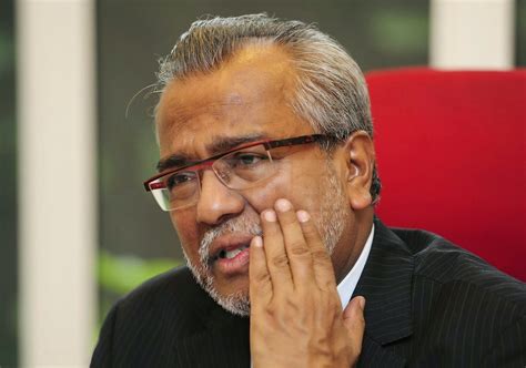 Lawyer tan sri muhammad shafee abdullah informed the high court today that the src trial may have to spillover to tomorrow, as the kuala lumpur, jan 29 — prime minister tan sri muhyiddin yassin and his perikatan nasional (pn) government can expect to be served a lawsuit challenging. ZAKRI ALI: Mat Zain buat laporan polis terhadap Shafee ...