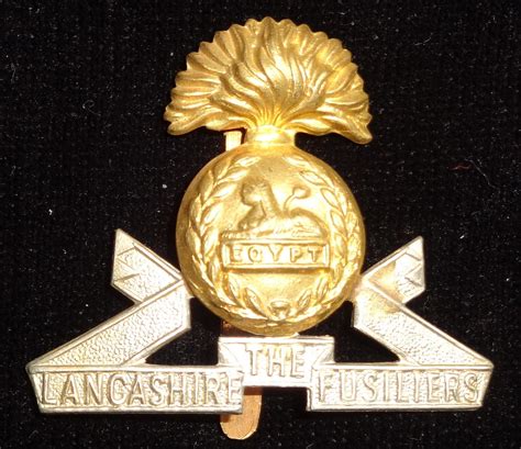 British The Lancashire Fusiliers Cap Badge Circa 1914 1918 Relic Militaria Military