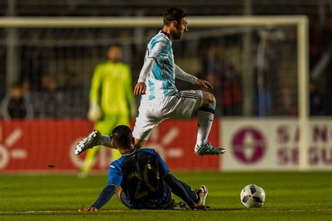 football messi scare as argentina down honduras news asiaone