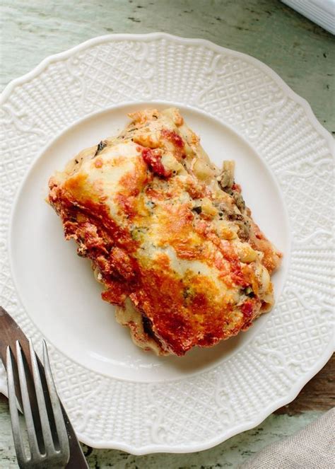 You won't believe the ingredients that go in this delicious turkey lasagna. Recipe: Ina Garten's Roasted Vegetable Lasagna | Recipe | Vegetable lasagna recipes, Roasted ...