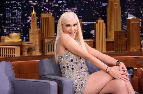 Gwen Stefani Rocks Super Short Dress During Tonight Show Appearance