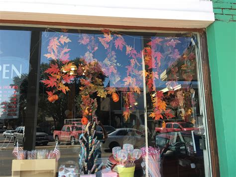 Pin By Angela Culbreth On Walkers Fall Window Store Front Fall Windows Store Windows Painting