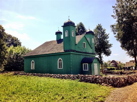 On blogger since september 2007. Little Mosques on the Prairie