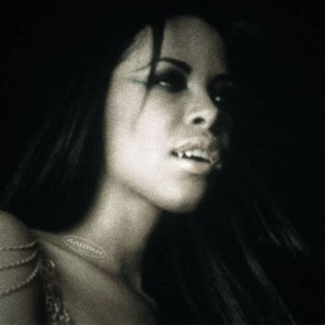 Aaliyah As Queen Akasha In Queen Of The Damned Queen Of The Damned