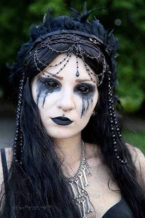 9 Witch Makeup Looks To Rock This Halloween 2018 Ideas Carnavalescas