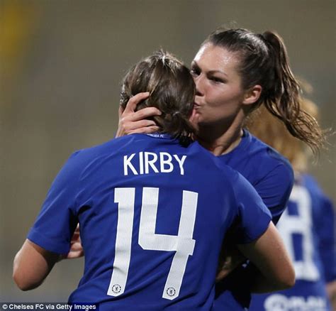 Late goals by pernille harder and fran kirby took chelsea through to their first women's champions league final at the expense of bayern munich in a captivating game. Bayern Munich 2-1 Chelsea (Agg: 2-2) - WSL champs through ...