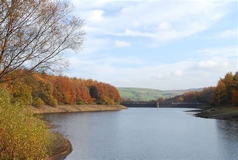 17 Beautiful Lakes And Reservoirs In Yorkshire You Must Visit News