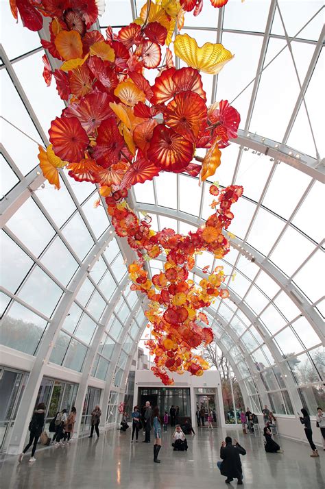 Dale Chihulys Chihuly Over Venice Exhibit Learn Glass Blowing