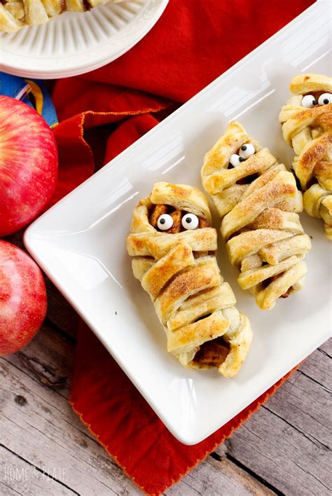 13 Crazy Creative Halloween Party Recipes For A Goulish