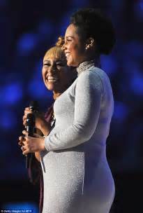 Heavily Pregnant Alicia Keys Shows Off Her Blossoming Bump At Mtv Emas