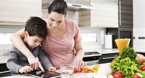 And when you have to call your doctor. Preventing food poisoning in your home | BabyCenter