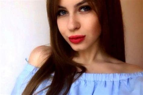 una joven rusa saca a subasta su virginidad por 150 000 euros para ser médico