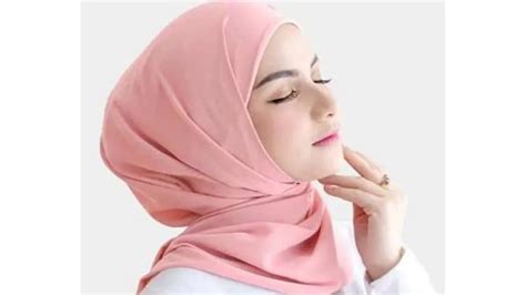 Jilbab Pashmina Instan Hadir Sebagai Trend Fashion Tahun Ini