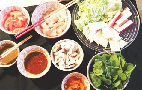 Japanese chopsticks are typically pointier, for example, while chinese chopsticks have blunt ends, and chinese and vietnamese chopsticks tend to be. HOTPOT FOR DUMMIES: EASY WAY HOTPOT | Hotpot Ambassador