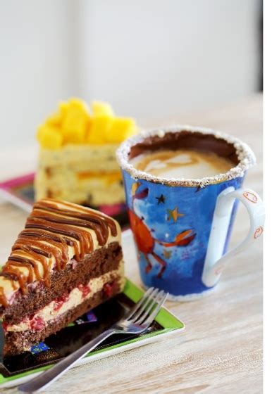 To be honest, all cake is good, no matter the frosting to cake ratio. Top 5 Cake Shops In KL & Klang Valley That Are Worth Every ...