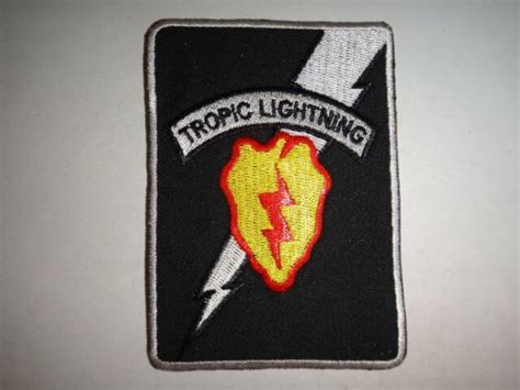 Vietnam War Patch Us Army 25th Infantry Division Tropic Lightning Ebay