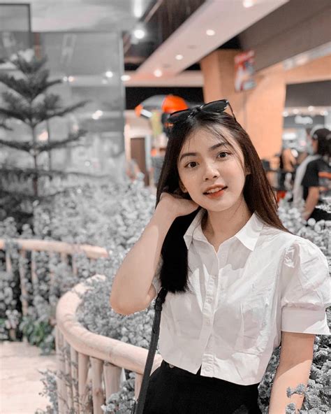 Kaimookjenn Aesthetic In 2021 Ulzzang Girl Asian Beauty Filipino Girl