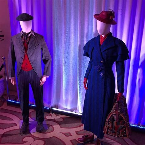 The Official Costumes From Mary Poppins Returns Worn By Emily Blunt And Lin Manuel Miranda