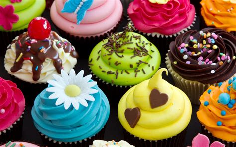 Colorful Cupcakes Wallpapers Top Free Colorful Cupcakes Backgrounds WallpaperAccess