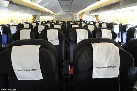 Iron maiden was formed on christmas day in 1975 by steve harris, who recruited guitarists dave sullivan and terry rance, drummer ron rebel matthews, and vocalist paul mario day. Iron Maiden's Bruce Dickinson gives tour of band's plane ...