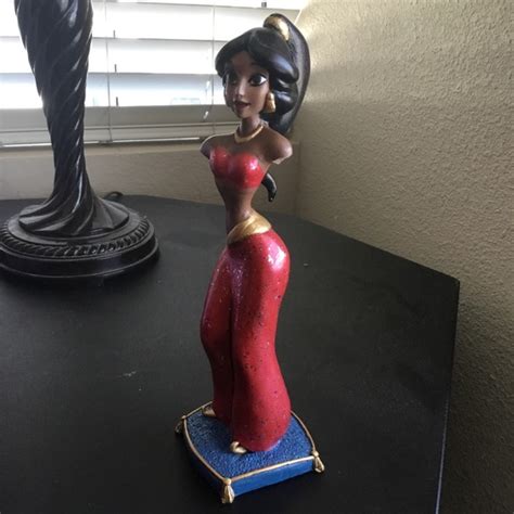 Disney Other Disney Aladdin Slave Princess Jasmine Figure Bust Poshmark