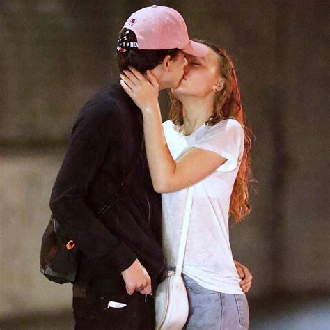 timothée chalamet and lily rose depp were spotted kissing in new york city