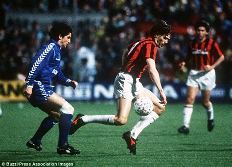 Реал — обладатель трофея сантьяго бернабеу. AC Milan vs Real Madrid 1988/89 semi-final second leg ...