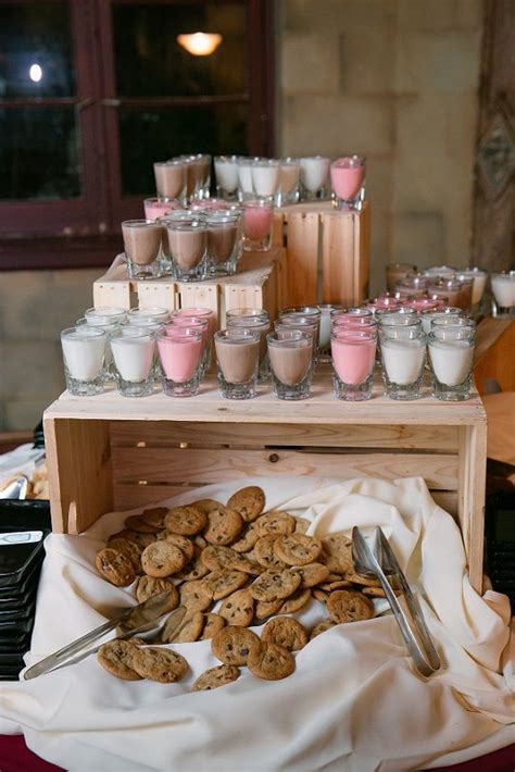 A gift card to your favorite coffee. 30 Cute Cookie Bar Ideas For Your Wedding - Wedding ...
