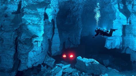 The Most Dangerous Underwater Caves In The World Enter The Caves