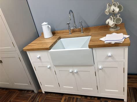 They can be used as a kitchen washing up sink or a utility room sink used for washing items such as boots and even dogs. Freestanding Belfast Sink Cabinets