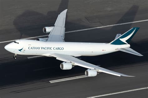 Cathay Pacific Eyes Order Of New Boeing Cargo Airplanes