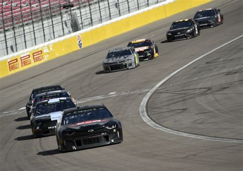 Nascar officials announced tuesday two baseline rules packages for the 2019 season, making a the different packages will be tailored to the specific tracks on the monster energy series circuit, with a five other races will be run with the smaller spacer, but without ducts. 2019 rules package organizational test at Las Vegas ...