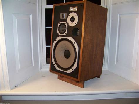 Pioneer Hpm 100 Speaker Stands Made Of Solid Walnut