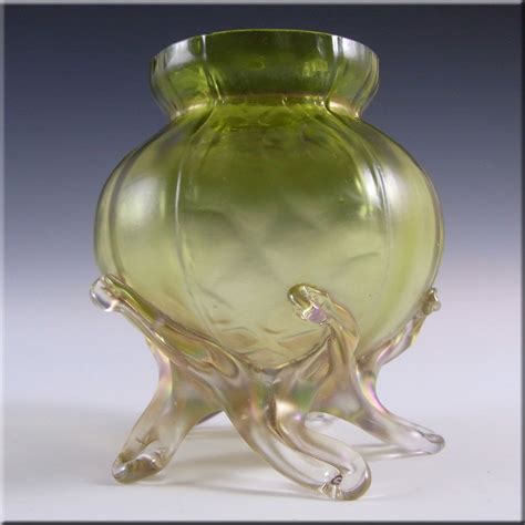 Kralik Art Nouveau 1900 S Iridescent Green Glass Vase Green Glass Vase Art Nouveau